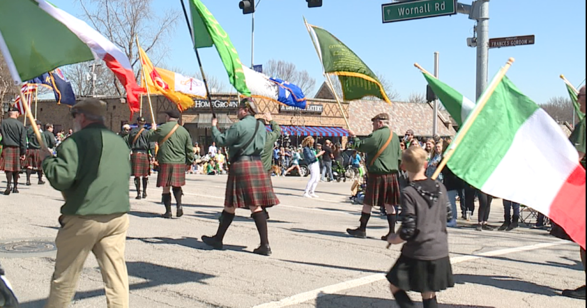 Thousands flock to Brookside for parade, KU basketball